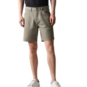 Rhone 8" Everyday Twill Short in Sage Green Men's 30 NWT New Preppy